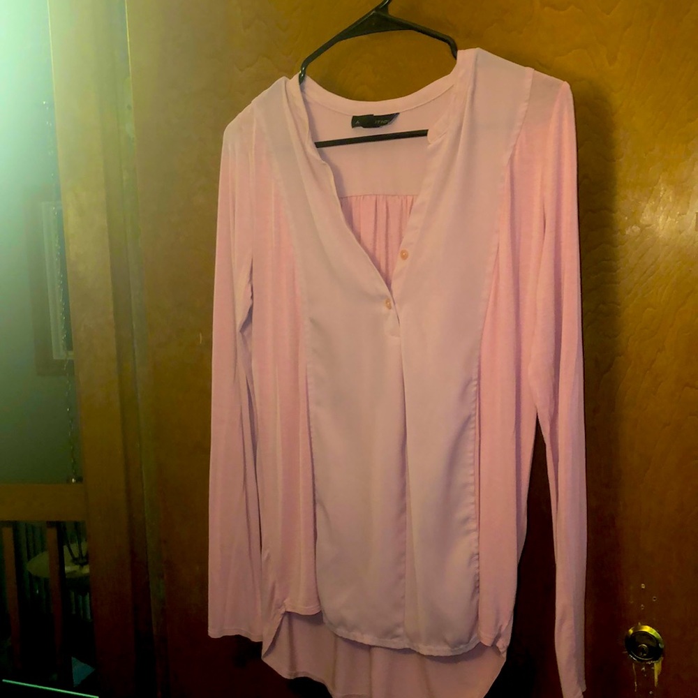 Women’s small blush top